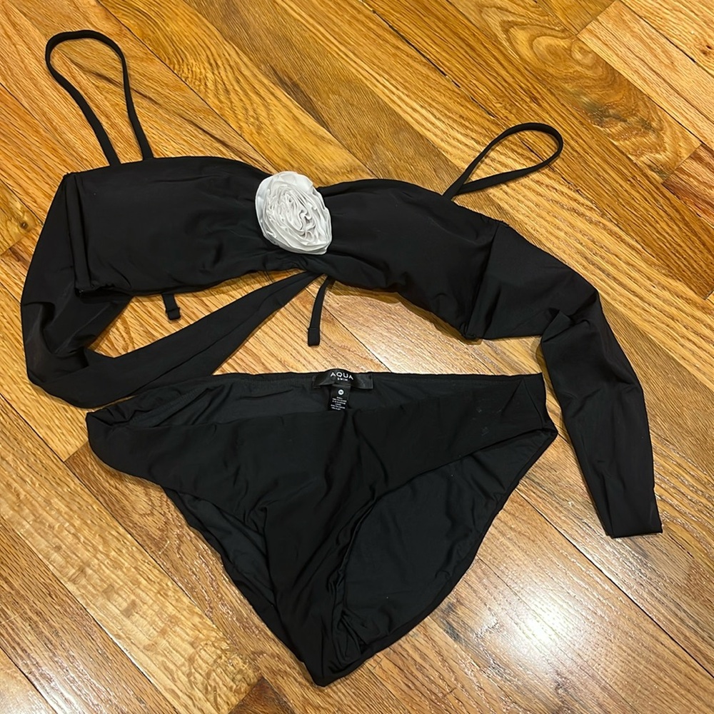 Flower Bikini - image 1